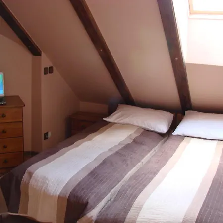 Отель Apartament Retro