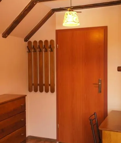 Apartament Retro Hotell *